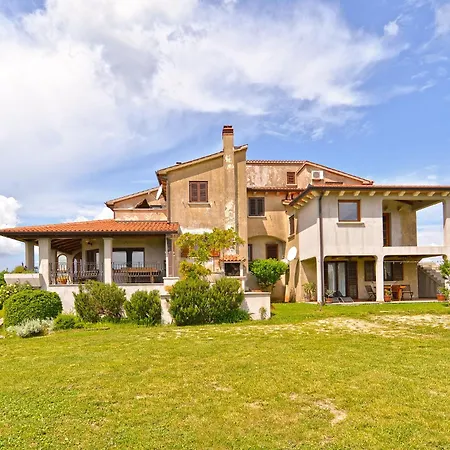 Elio 1606 Apartment *